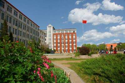 2020年四川邮电职业技术学院五年制大专学费详解