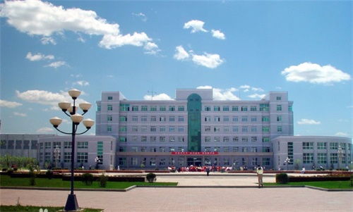 天津交通学校与四川职业技术学院 面向初中毕业生的选择解析